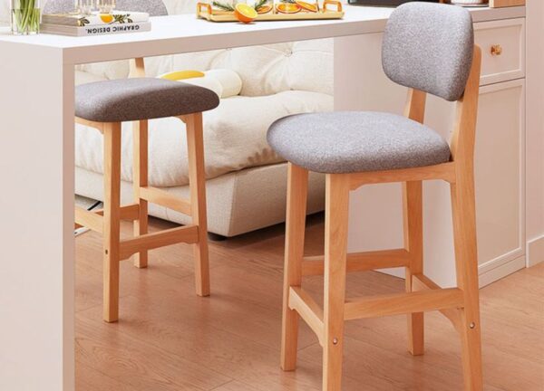 Minimalist Wooden Bar Chair – Sleek and Versatile Design