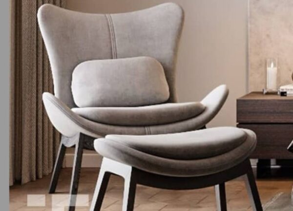 Modern Bedroom Chair – Sleek Silhouette with Comfort