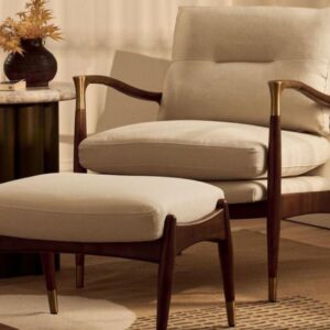 Scandi-Style Bedroom Chair – Minimalist Design, Maximum Comfort